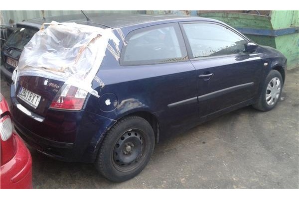 fiat stilo (192)(2001) del año 