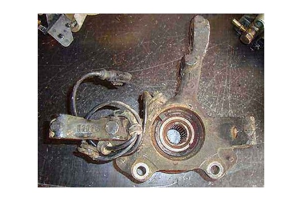Recambio de mangueta delantero derecha para fiat stilo (192) 1.9 jtd (192_xe1a) referencia OEM IAM 50701140  