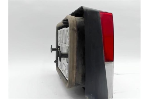 Recambio de piloto trasero derecho para renault r 19 berl. con portón (b/c53) referencia OEM IAM   