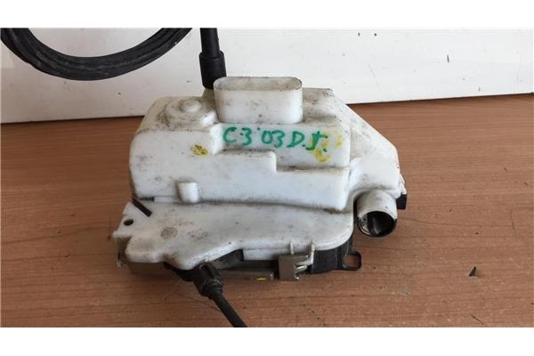 Recambio de cierre electromagnetico delantero izquierdo para citroen c3 1.4 hdi 70 furio referencia OEM IAM   