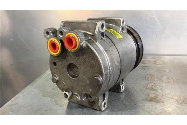 Recambio de compresor aire acond. para volvo s60 berlina 2.4 referencia OEM IAM 8708581 J639 30665339 , VOLVO | 30742206 , VOLVO