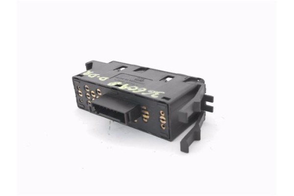Recambio de mando elevalunas delantero derecho para bmw serie 3 touring (e46) 2.2 320i referencia OEM IAM 61316902179 6902179 