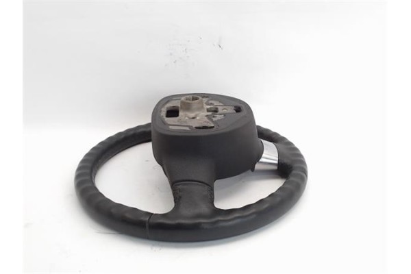 Recambio de volante para ford focus berlina (cap) referencia OEM IAM    Recambio de volante para ford focus berlina (cap) referencia OEM IAM