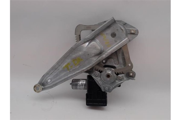 Recambio de elevalunas electrico trasero derecho para toyota c-hr 2.0 hibrido referencia OEM IAM 85720F4020 AE0620203911 