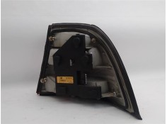 Recambio de piloto trasero izquierdo para opel vectra b berlina referencia OEM IAM 90568047  