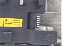 Recambio de piloto trasero izquierdo para opel vectra b berlina referencia OEM IAM 90568047  