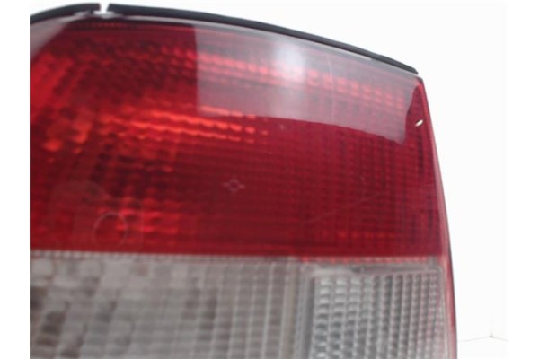 Recambio de piloto trasero izquierdo para opel vectra b berlina referencia OEM IAM 90568047  