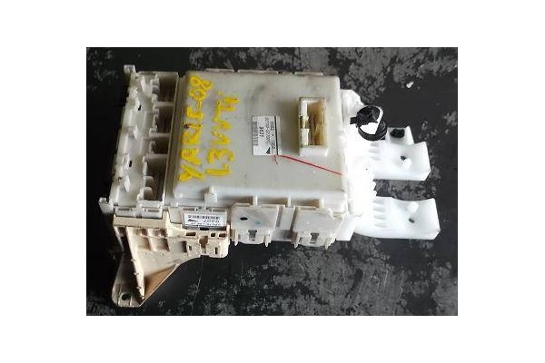 Recambio de caja reles para toyota yaris (ksp9/scp9/nlp9)(2005) 1.3 vvt-i referencia OEM IAM   