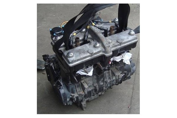 Recambio de motor completo para kawasaki zx 600 a 600 referencia OEM IAM AE067285  
