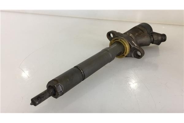 Recambio de inyector para peugeot 206 sw (2002) 1.6 hdi 110 referencia OEM IAM 0445110188 02C04892080 