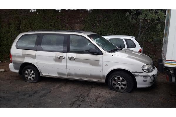 kia carnival (1999) del año 