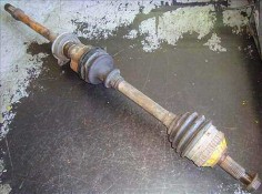 Recambio de palier delantero derecho para ford mondeo ii ranchera familiar (bnp) 1.8 td referencia OEM IAM 1023211  