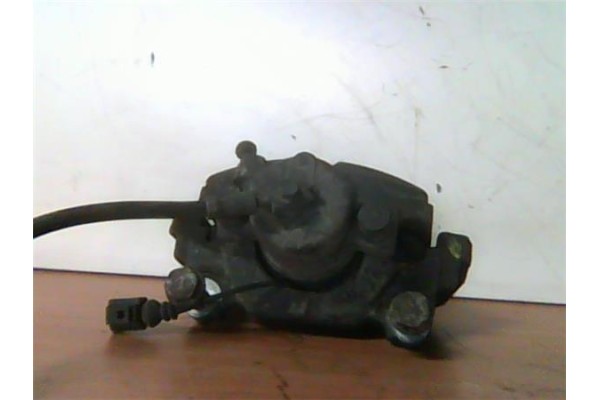 Recambio de pinza freno delantero izquierda para volkswagen touran (1t1) 2.0 tdi 16v referencia OEM IAM C3215 VL581 