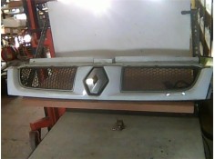 Recambio de rejilla capo para renault trafic ii furgón 1.9 29 lsob referencia OEM IAM   