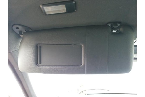Recambio de parasol izquierdo para bmw serie 3 touring (e46) 2.2 320i referencia OEM IAM 51162699047  