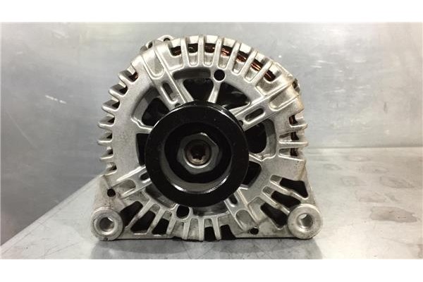Recambio de alternador para peugeot 206 1.4 hdi eco 70 referencia OEM IAM 5705NE  