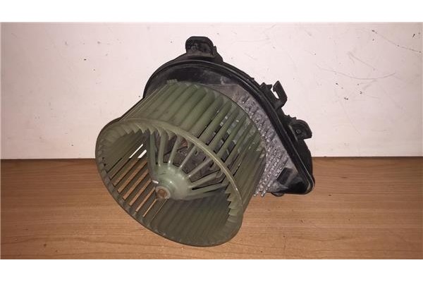 Recambio de motor calefaccion para citroen jumpy 1.9 furgón standard chapa referencia OEM IAM 9449950137  