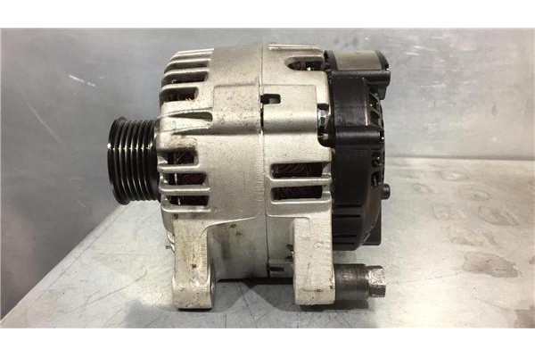 Recambio de alternador para peugeot 206 1.4 hdi eco 70 referencia OEM IAM 5705NE  