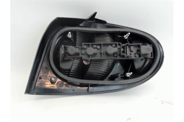 Recambio de piloto trasero izquierdo para renault megane i fase 2 coupe (da...) referencia OEM IAM   