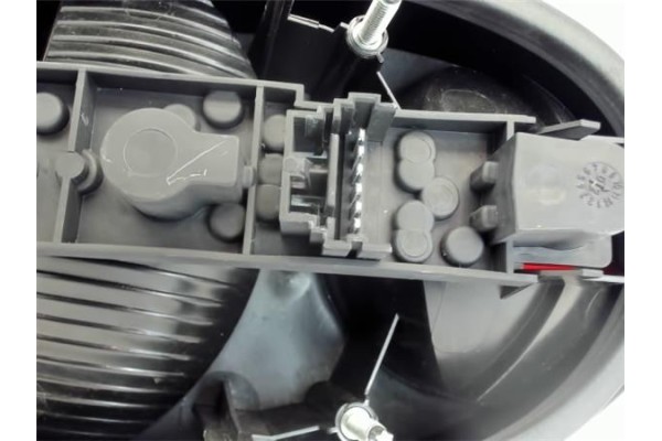 Recambio de piloto trasero izquierdo para renault megane i fase 2 coupe (da...) referencia OEM IAM   