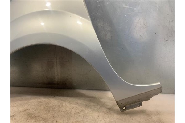 Recambio de aleta delantero izquierda para renault kangoo i (f/kc0) 1.5 dci (kc07) referencia OEM IAM 7751718631  