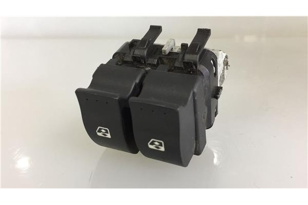 Recambio de mando elevalunas para renault megane ii (bm0/1_, cm0/1_) 1.9 dci (bm0g, cm0g) referencia OEM IAM   