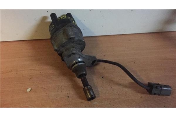 Recambio de delco para nissan terrano ii (r20) 2.4 i 12v 4wd referencia OEM IAM 2210040F00 D4P87034503 