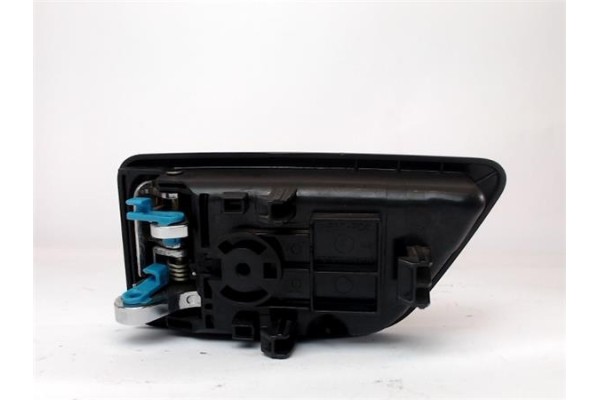 Recambio de manilla int. puerta delantero derecha para hyundai getz (tb) 1.5 crdi referencia OEM IAM 826201C020  