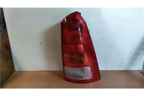 Recambio de piloto trasero derecho para ford focus turnier (cak)(1998) 1.8 ambiente [1,8 ltr. - 85 kw 16v cat] referencia OEM IA