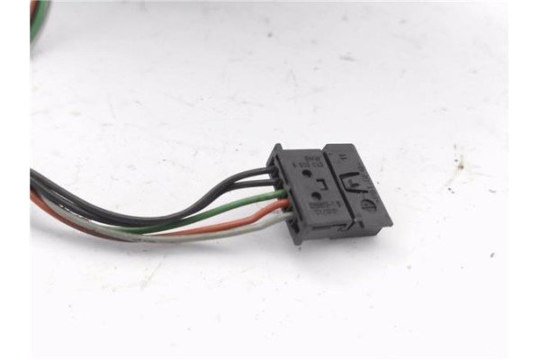 Recambio de retrovisor electrico derecho para bmw serie 3 touring (e46) 2.2 320i referencia OEM IAM 51168245128  