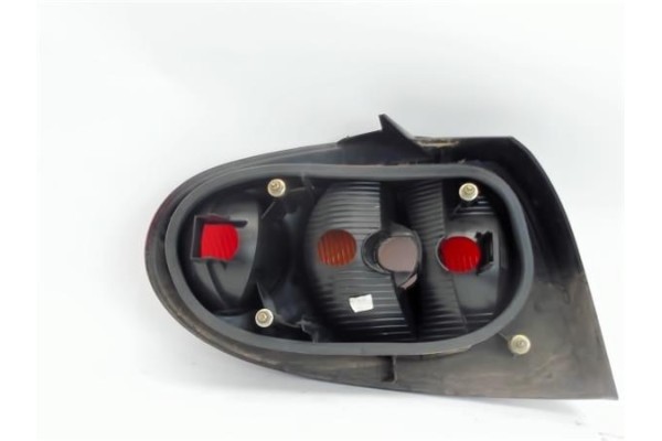 Recambio de piloto trasero derecho para renault megane i fase 2 coupe (da...) referencia OEM IAM   