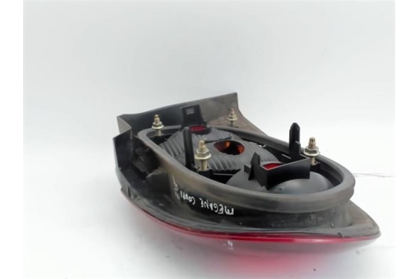 Recambio de piloto trasero derecho para renault megane i fase 2 coupe (da...) referencia OEM IAM   