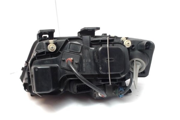 Recambio de faro delantero dcho para audi a6 berlina (4b2) 2.5 tdi referencia OEM IAM 5DV00776015 14846800 