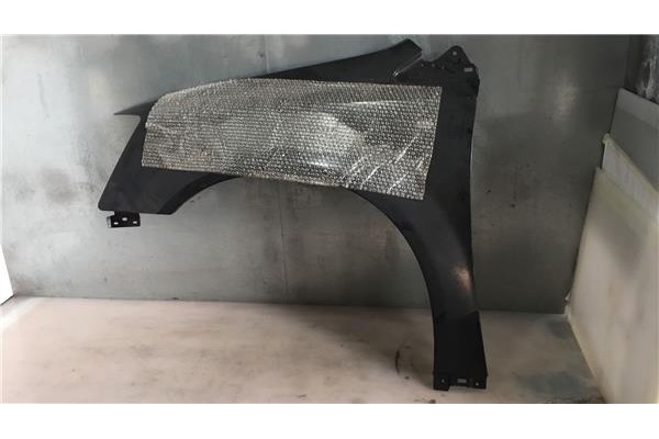 Recambio de aleta delantero izquierda para chrysler grand voyager (rt) 2.8 limited referencia OEM IAM   