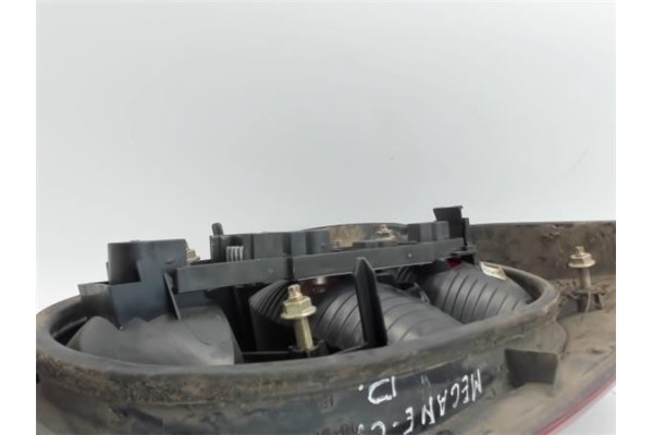 Recambio de piloto trasero derecho para renault megane i fase 2 coupe (da...) referencia OEM IAM   