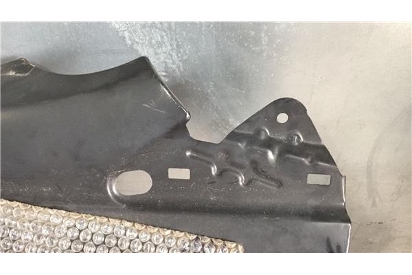 Recambio de aleta delantero izquierda para chrysler grand voyager (rt) 2.8 limited referencia OEM IAM   