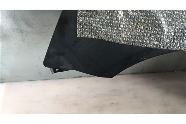 Recambio de aleta delantero izquierda para chrysler grand voyager (rt) 2.8 limited referencia OEM IAM   