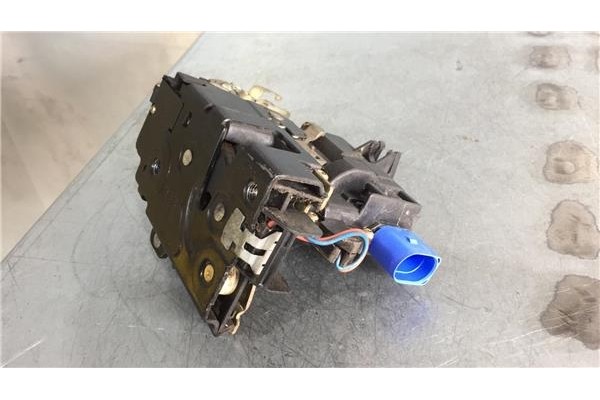 Recambio de cierre electromagnetico delantero izquierdo para skoda fabia (6y2/6y3) 1.9 tdi referencia OEM IAM 3B1837015N 114977 