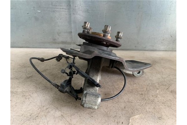 Recambio de mangueta delantero izquierda para mercedes-benz clase b (bm 245) 2.0 180 cdi (245.207) referencia OEM IAM A169330072
