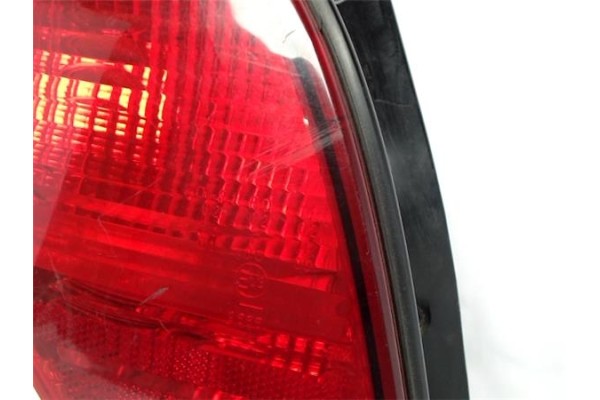 Recambio de piloto trasero izquierdo para kia carens (rs) referencia OEM IAM   