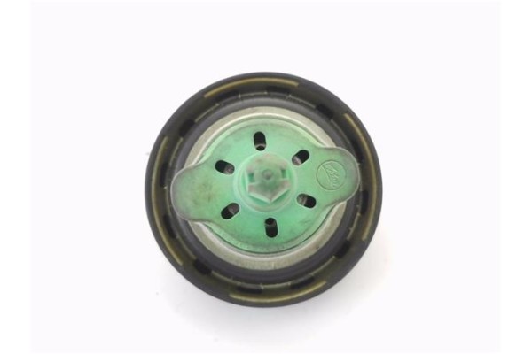 Recambio de tapon combustible para bmw serie 3 touring (e46) 2.2 320i referencia OEM IAM 7786331C  