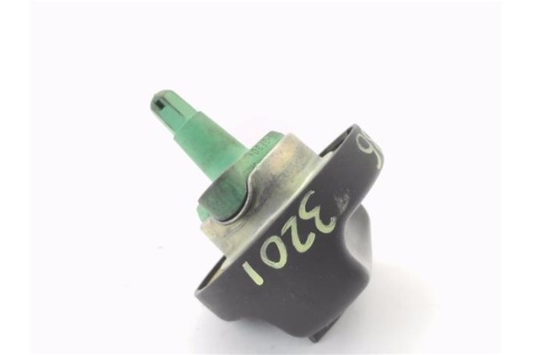 Recambio de tapon combustible para bmw serie 3 touring (e46) 2.2 320i referencia OEM IAM 7786331C  