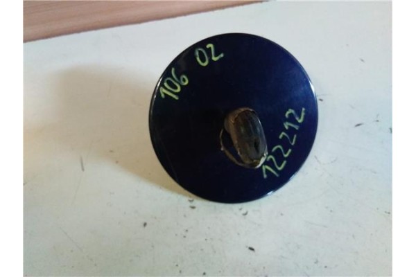 Recambio de tapon combustible para peugeot 106 (s2) 1.1 i referencia OEM IAM    Recambio de tapon combustible para peugeot 106 (s2) 1.1 i referencia OEM IAM