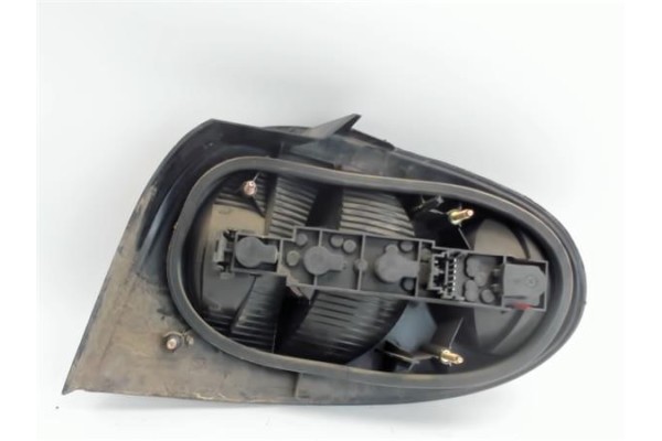 Recambio de piloto trasero izquierdo para renault megane i fase 2 coupe (da...) referencia OEM IAM   