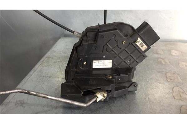 Recambio de cierre electromagnetico trasero derecho para mazda 3 berlina (bk) 1.6 cd active+ xcite referencia OEM IAM 3N6AA26412