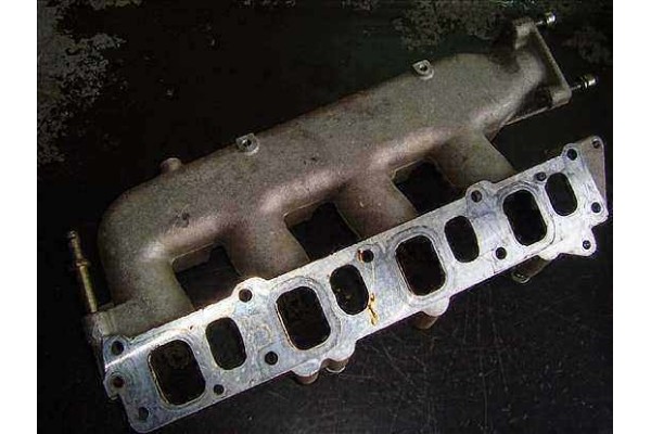 Recambio de colector admision para opel zafira 1.9 cdti referencia OEM IAM 55192747  