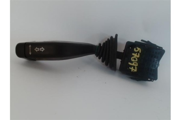 Recambio de mando intermitencia para opel corsa c (2000) 1.3 cdti referencia OEM IAM   