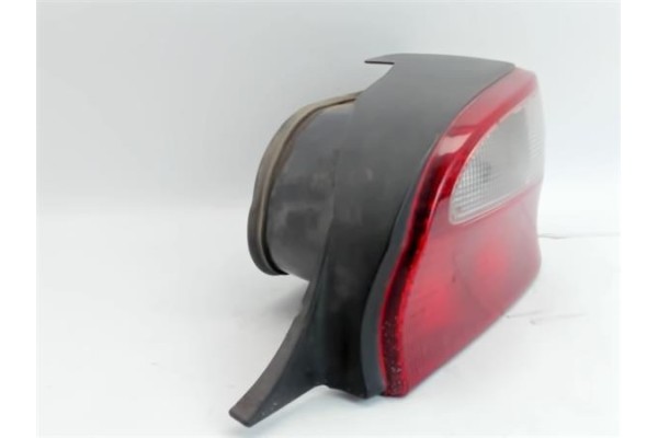 Recambio de piloto trasero derecho para citroen saxo referencia OEM IAM   