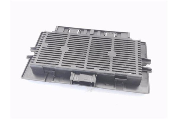 Recambio de modulo electronico para bmw serie 1 berlina (e81/e87) 2.0 118d referencia OEM IAM 6135695548801  