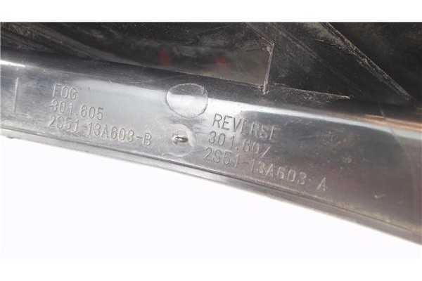 Recambio de piloto trasero izquierdo para ford fiesta v (jh_, jd_) 1.6 tdci referencia OEM IAM 1324570 2S5113A603A 
